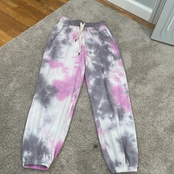Urban outfitters out from under purple tie dye jogger sweatpants - Picture 2 of 3